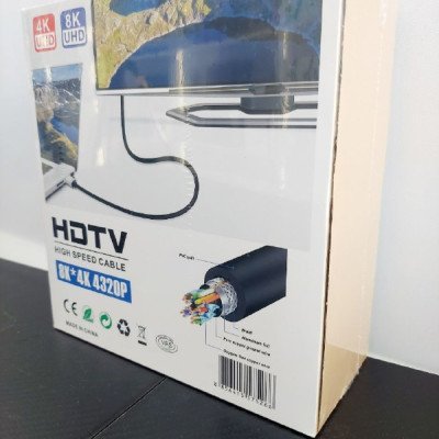 High-Speed ​​HDMI Cable Supporting 4K UHD and 8K UHD Resolution [5, 12].