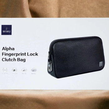 حقيبة يد دبليو آي دبليو يو ألفا كلاتش